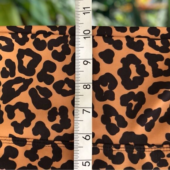 Beach Riot Piper Legging in Leopard Print Size S - Picture 10 of 11